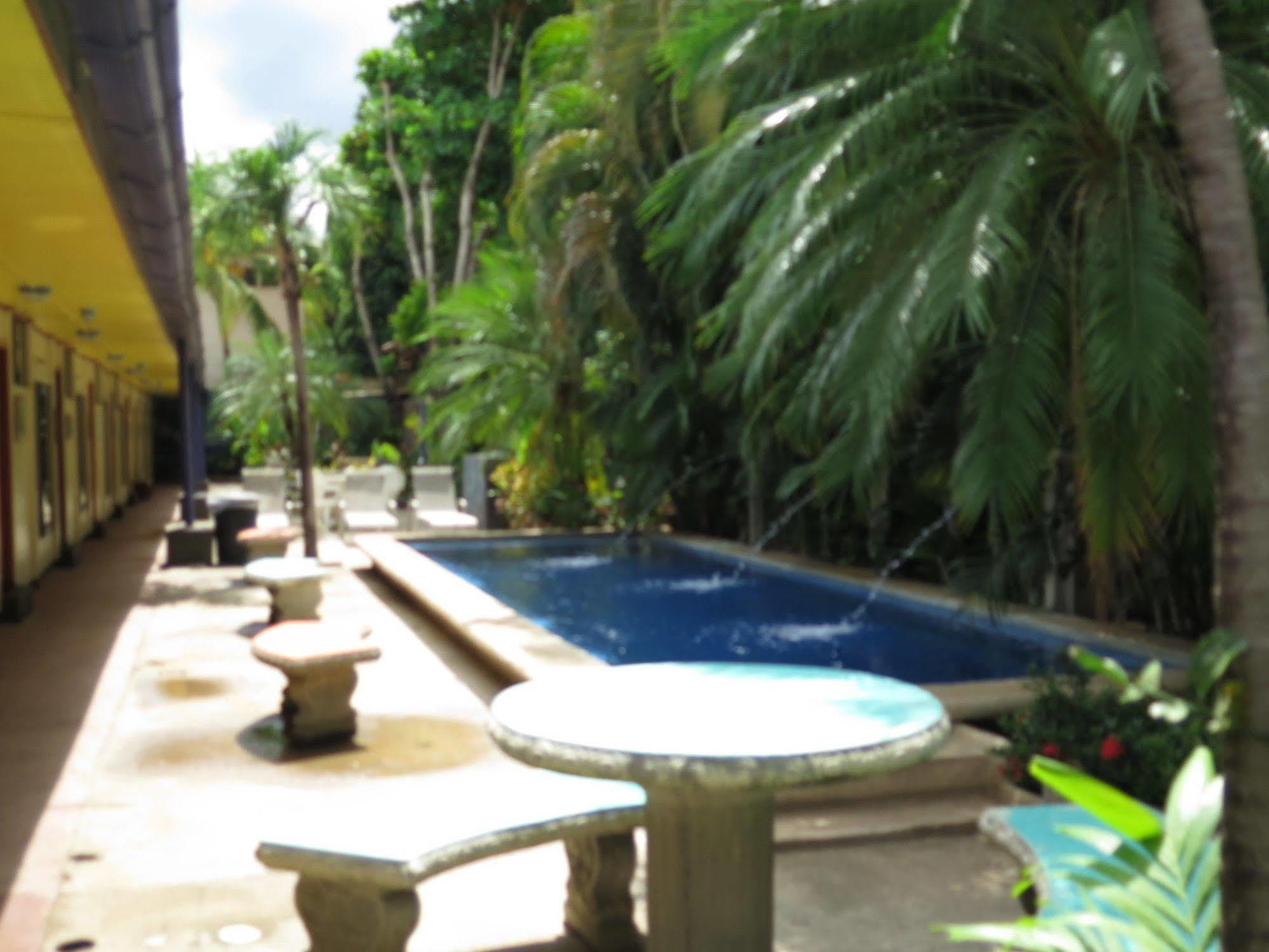 Hotel Savannah Playas del Coco Exteriör bild